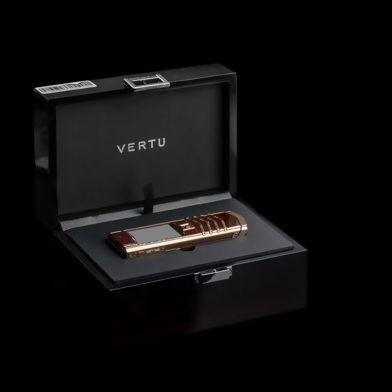 2.jpg Эксклюзивный VERTU SIGNATURE S DESIGN с вашими инициалами